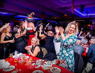 Cena Temática Pekadox