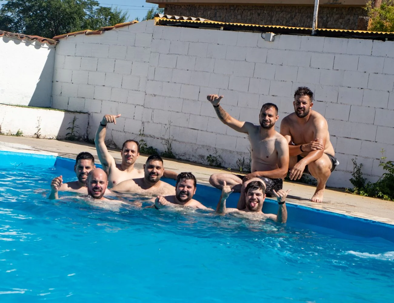 Acceso a Piscina