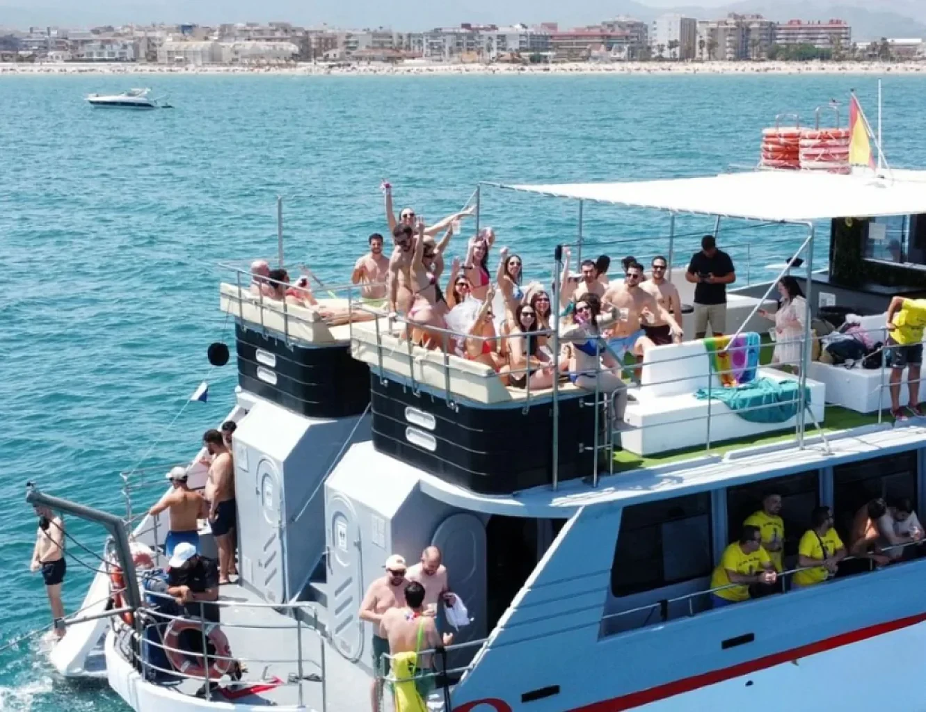 Comida en Boat Party