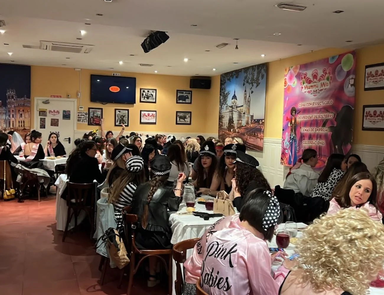 RESTAURANTE KARAOKE MAMMA MIA SIN DISCO NI COPA