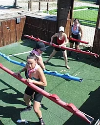 FUTBOLÍN HUMANO