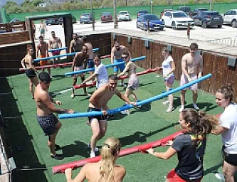 FUTBOLÍN HUMANO
