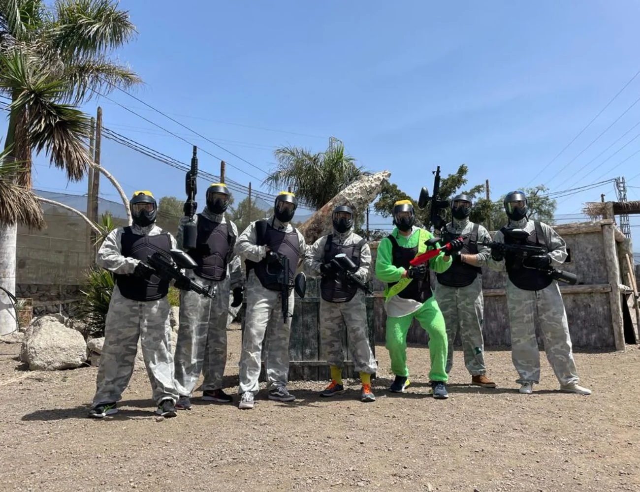 PAINTBALL