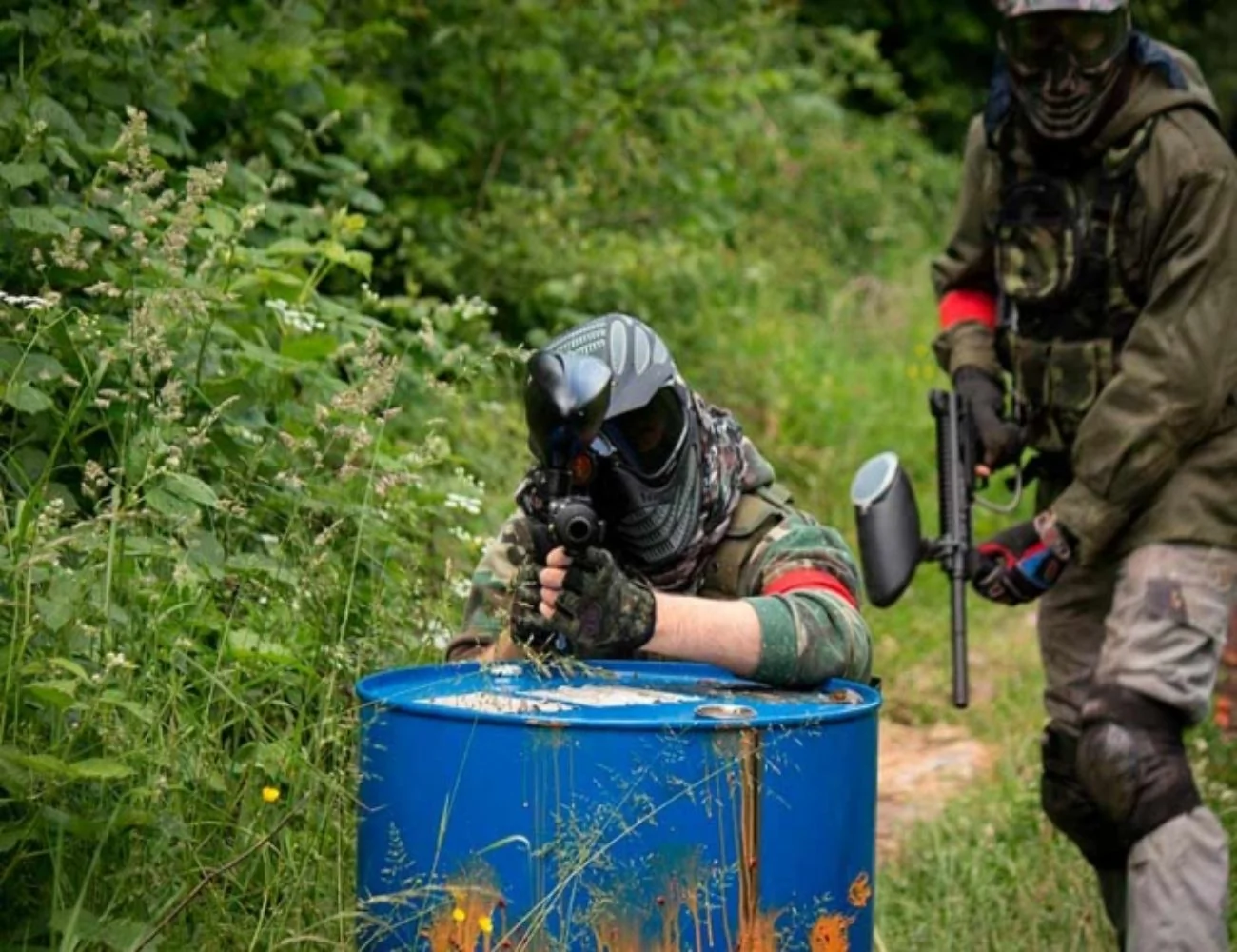 PAINTBALL