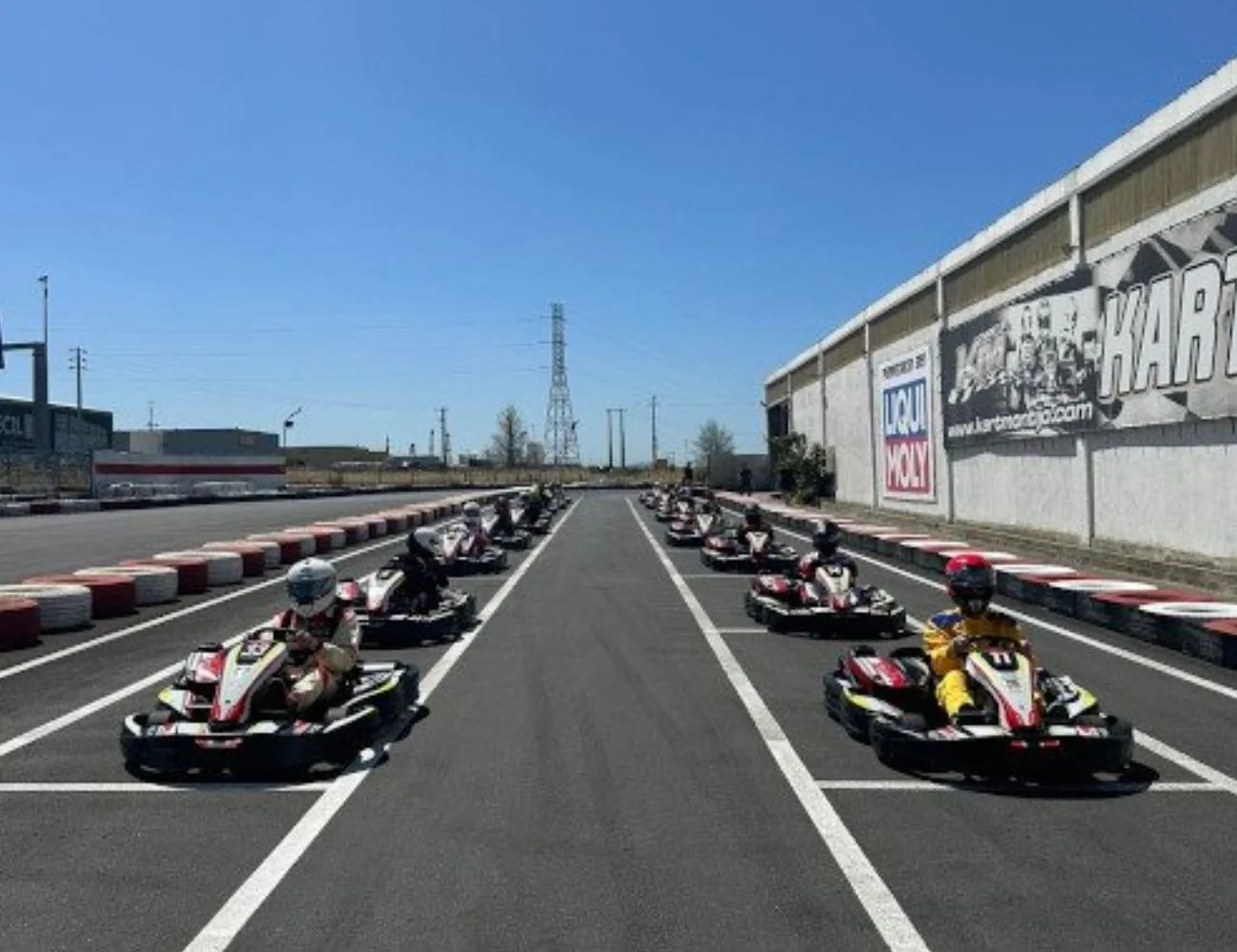KARTING - ENTRENAMIENTO + 2 CARRERAS