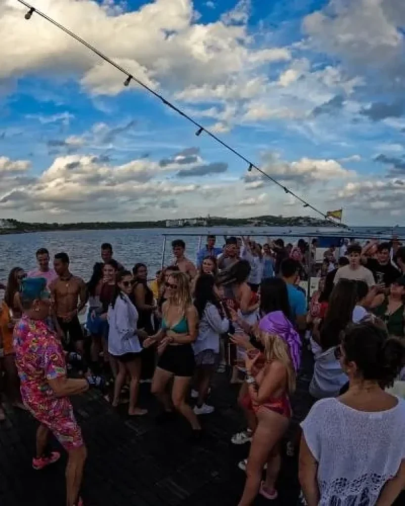 BOAT PARTY Paradise Despedidas