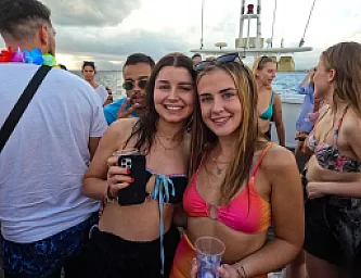 BOAT PARTY