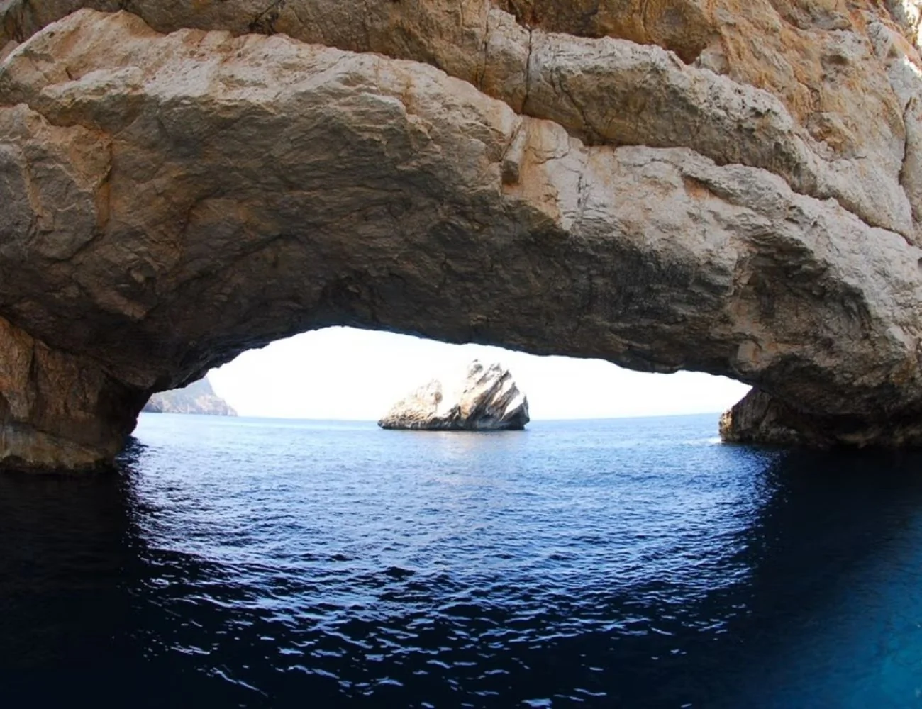 TOUR DE PLAYAS Y CUEVAS