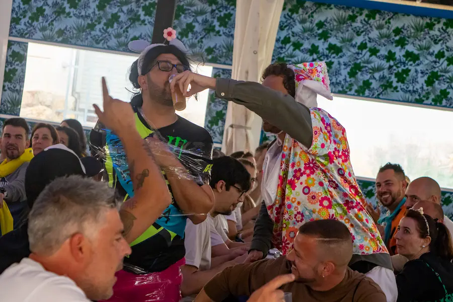 Bromas para despedida de soltera: ¡diversión a lo grande en la última noche de soltería!