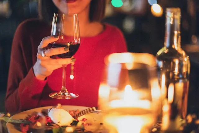 Es la hora de sorprender a tu pareja con una cena romántica a domicilio