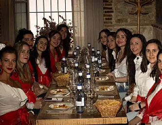 Cata de flores comestibles con maridaje de vino