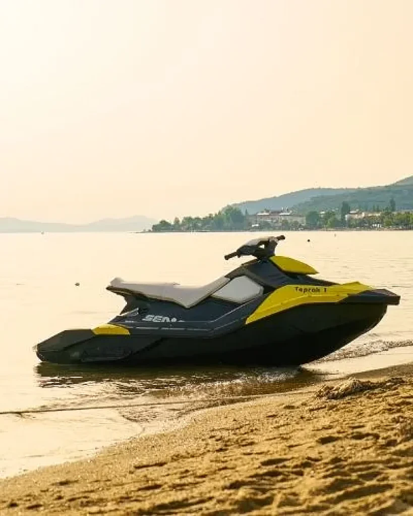 MOTO DE AGUA Paradise Despedidas