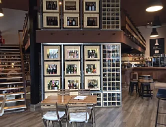 Cata de Vinos y Tapas